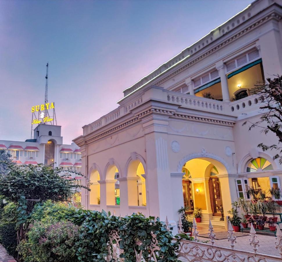 Hotel Surya, Kaiser Palace Varanasi Exterior photo
